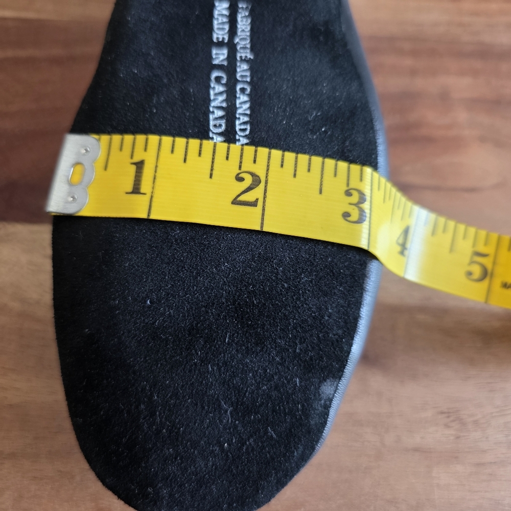 Classic Black Ballet Flats with Bow - Women - Picture 10 of 11
